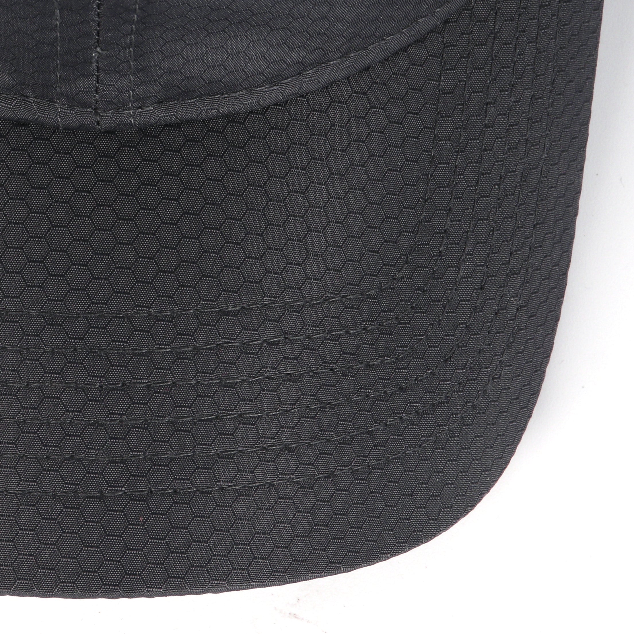 Grey textured quick-dry baseball cap for big heads - curved brim close-up