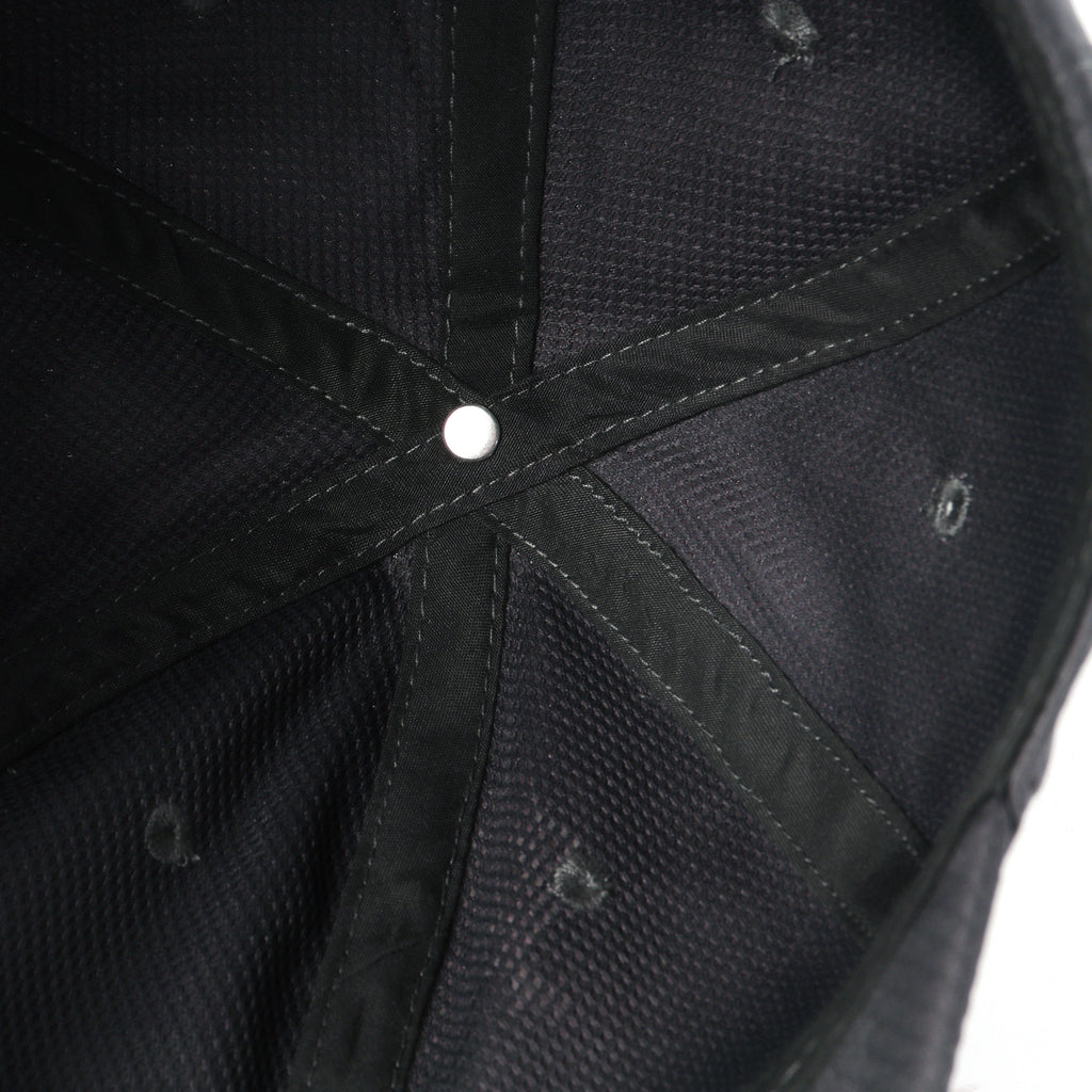 Grey textured quick-dry baseball cap for big heads - interior sweatband detail