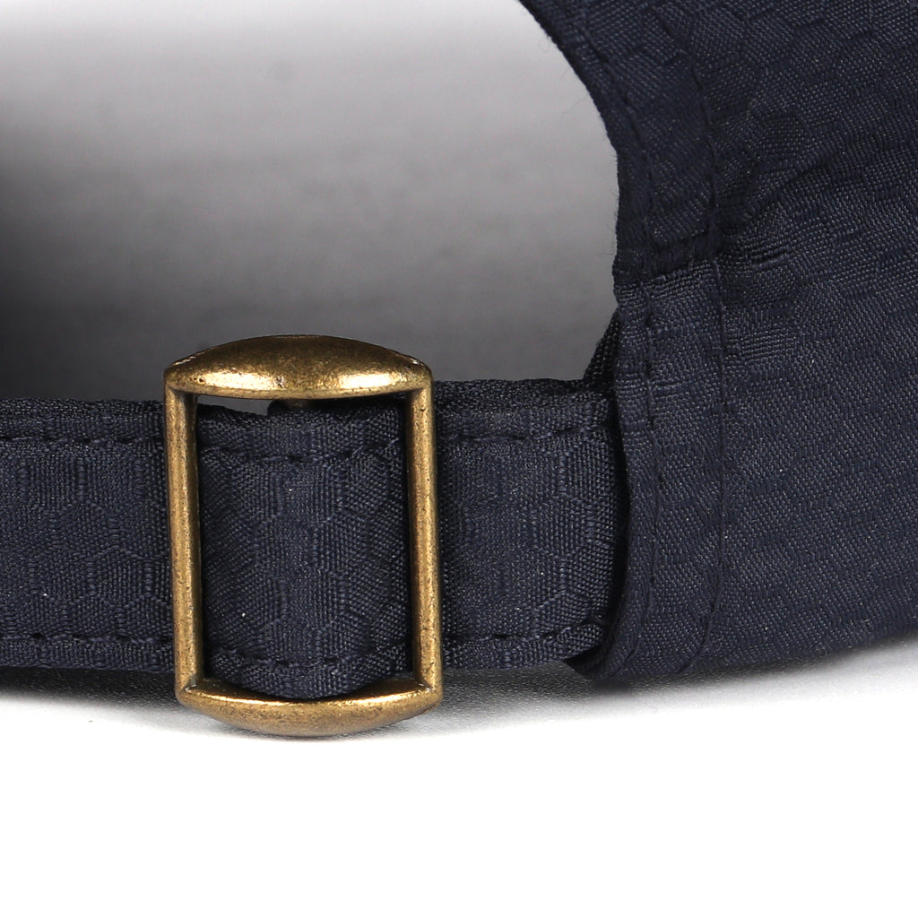 Navy blue textured quick-dry baseball cap for big heads - adjustable buckle detail